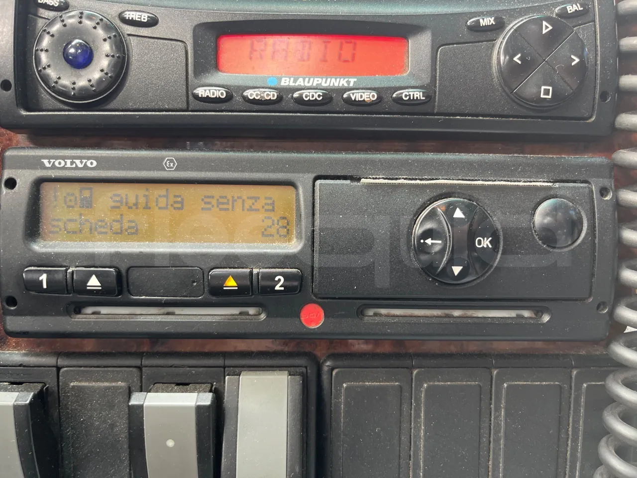 Volvo Barbi Genesis B12B - EUR4 - 309kW - 12.230m - Tachograph