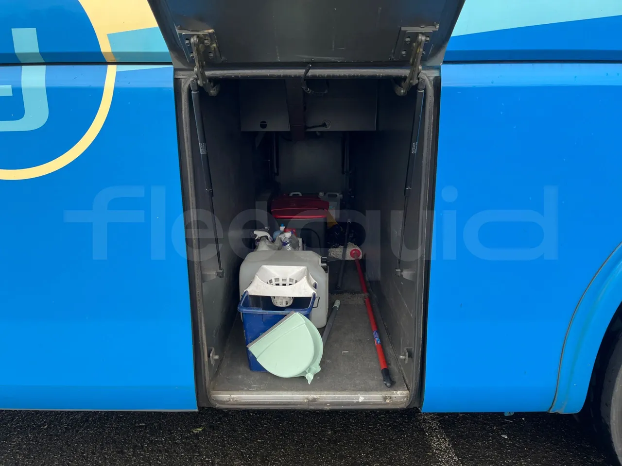 Irizar PB Man Ratio R33/18400 - Euro 5 - 294 kW - 12.200 mt - jack and driver keys