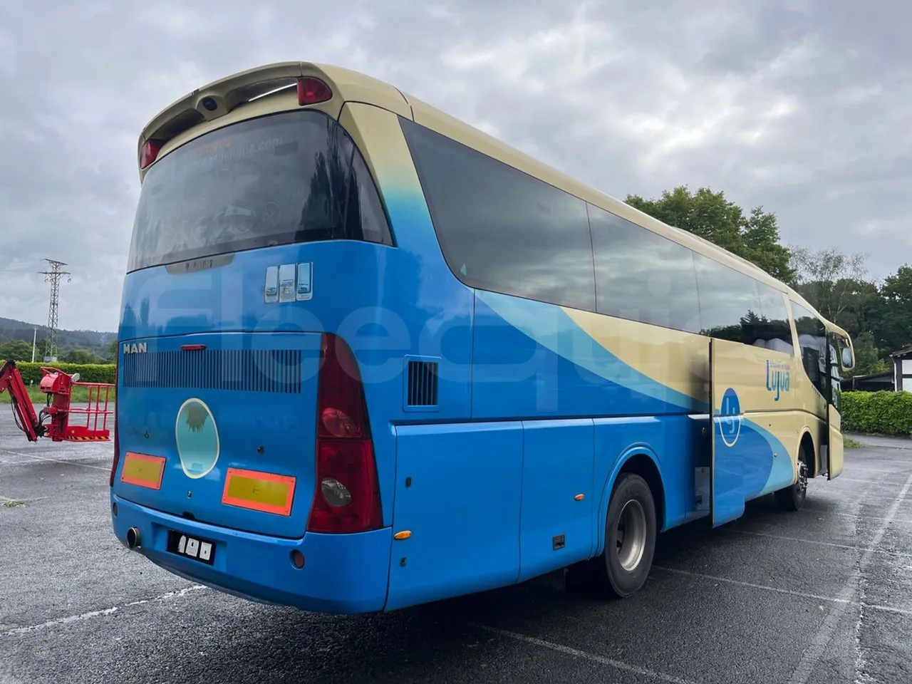 Irizar PB Man Ratio R33/18400 - Euro 5 - 294 kW - 12.200 mt - 3/4 right rear doors open