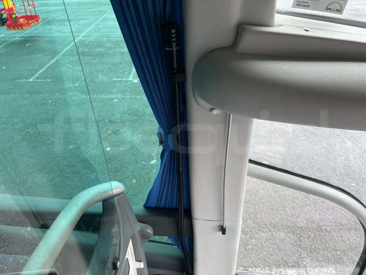 Irizar PB Man Ratio R33/18400 - Euro 5 - 294 kW - 12.200 mt - driver microphone accessories photo