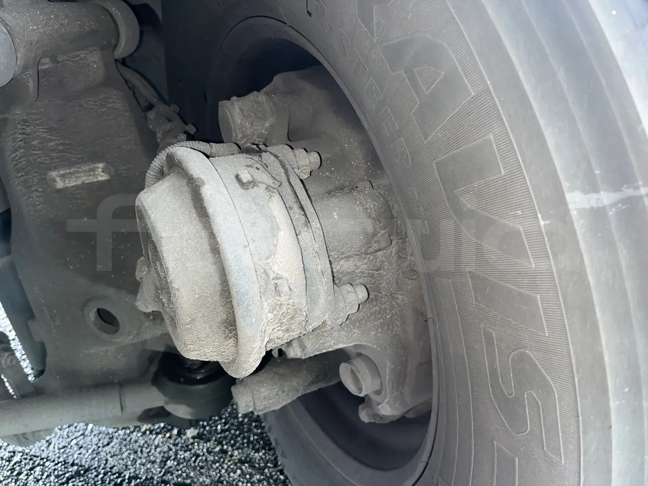 Irizar PB Man Ratio R33/18400 - Euro 5 - 294 kW - 12.200 mt - front brake calipers right
