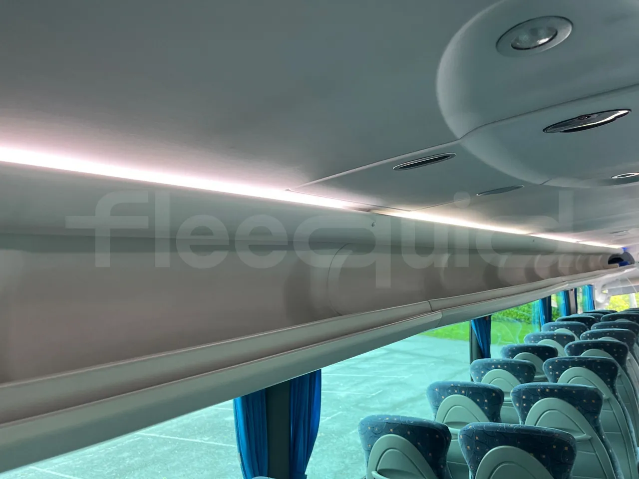 Irizar PB Man Ratio R33/18400 - Euro 5 - 294 kW - 12.200 mt - roof hatch 3