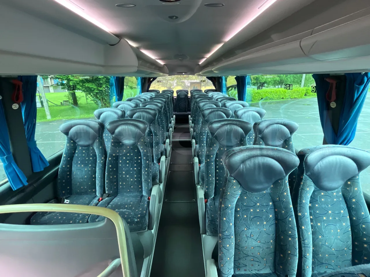 Irizar PB Man Ratio R33/18400 - Euro 5 - 294 kW - 12.200 mt - reverse view middle aisle