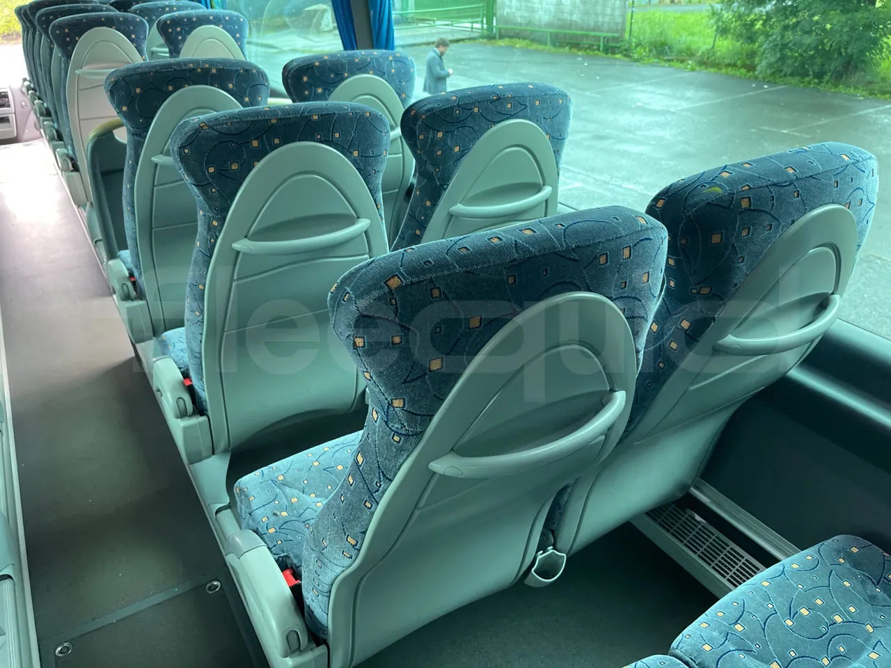 Irizar PB Man Ratio R33/18400 - Euro 5 - 294 kW - 12.200 mt - forward view all seats last row height