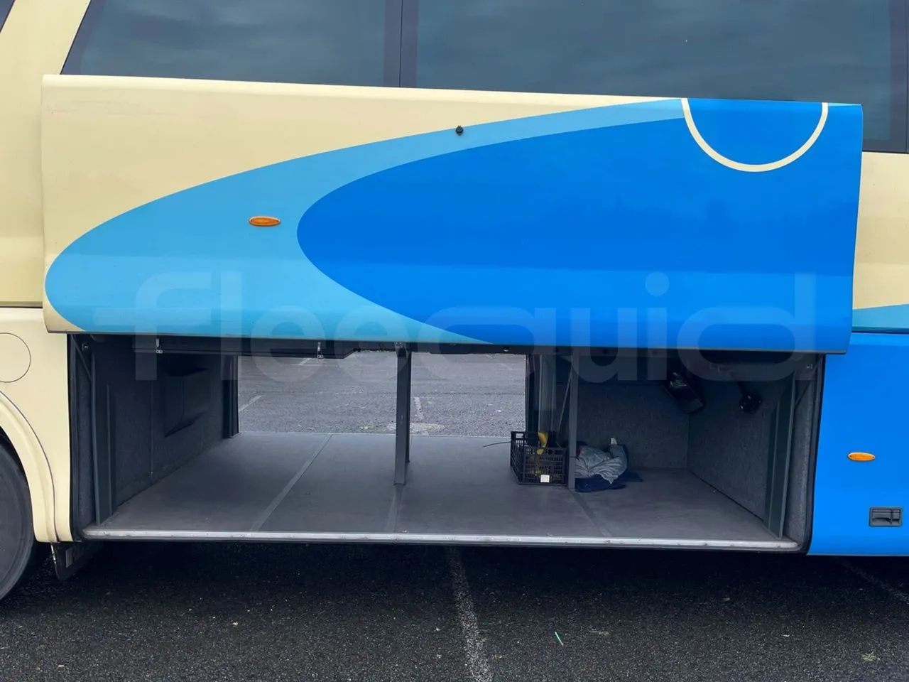 Irizar PB Man Ratio R33/18400 - Euro 5 - 294 kW - 12.200 mt - luggage rack photo