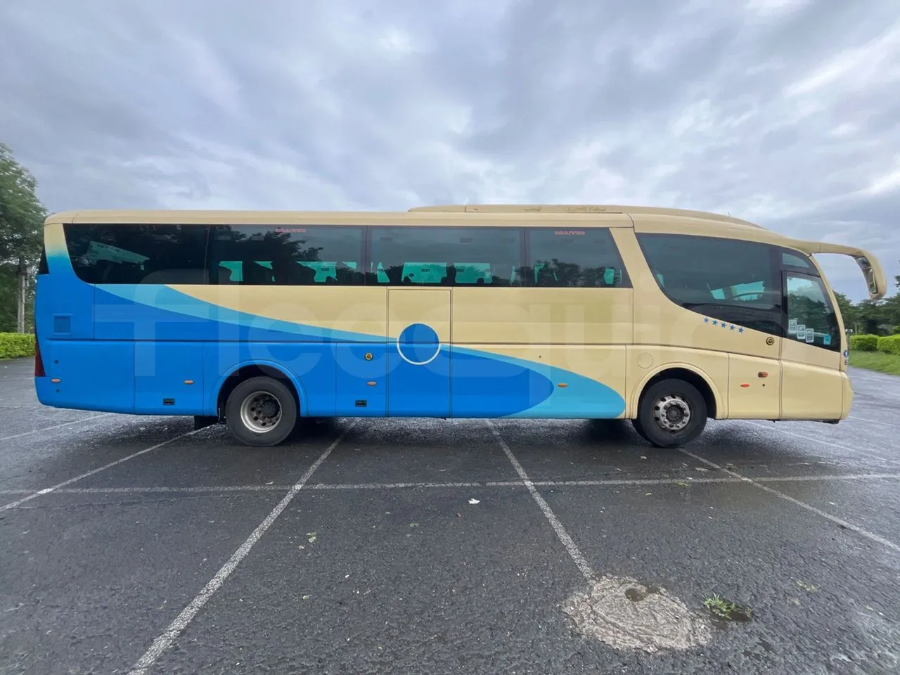 Irizar PB Man Ratio R33/18400 - Euro 5 - 294 kW - 12.200 mt - right side doors closed