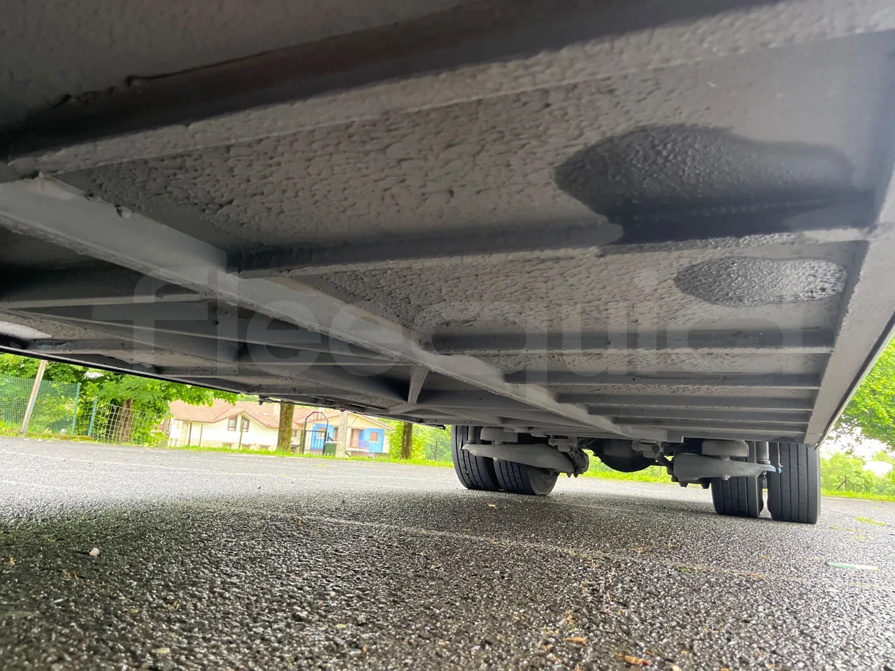 Irizar PB Man Ratio R33/18400 - Euro 5 - 294 kW - 12.200 mt - central undercarriage photo