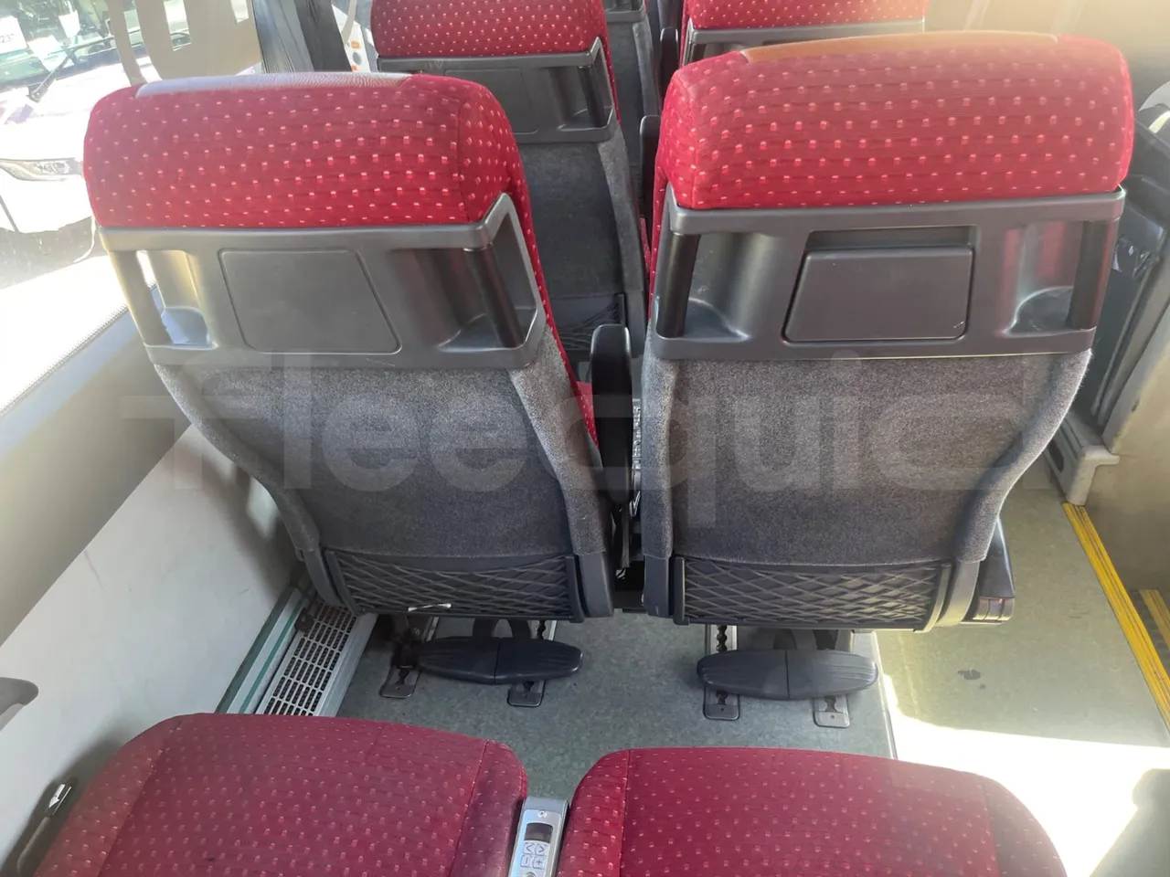 Volvo B12B 6X2 - EUR4 - 338kW -14.995m - forward view middle aisle
