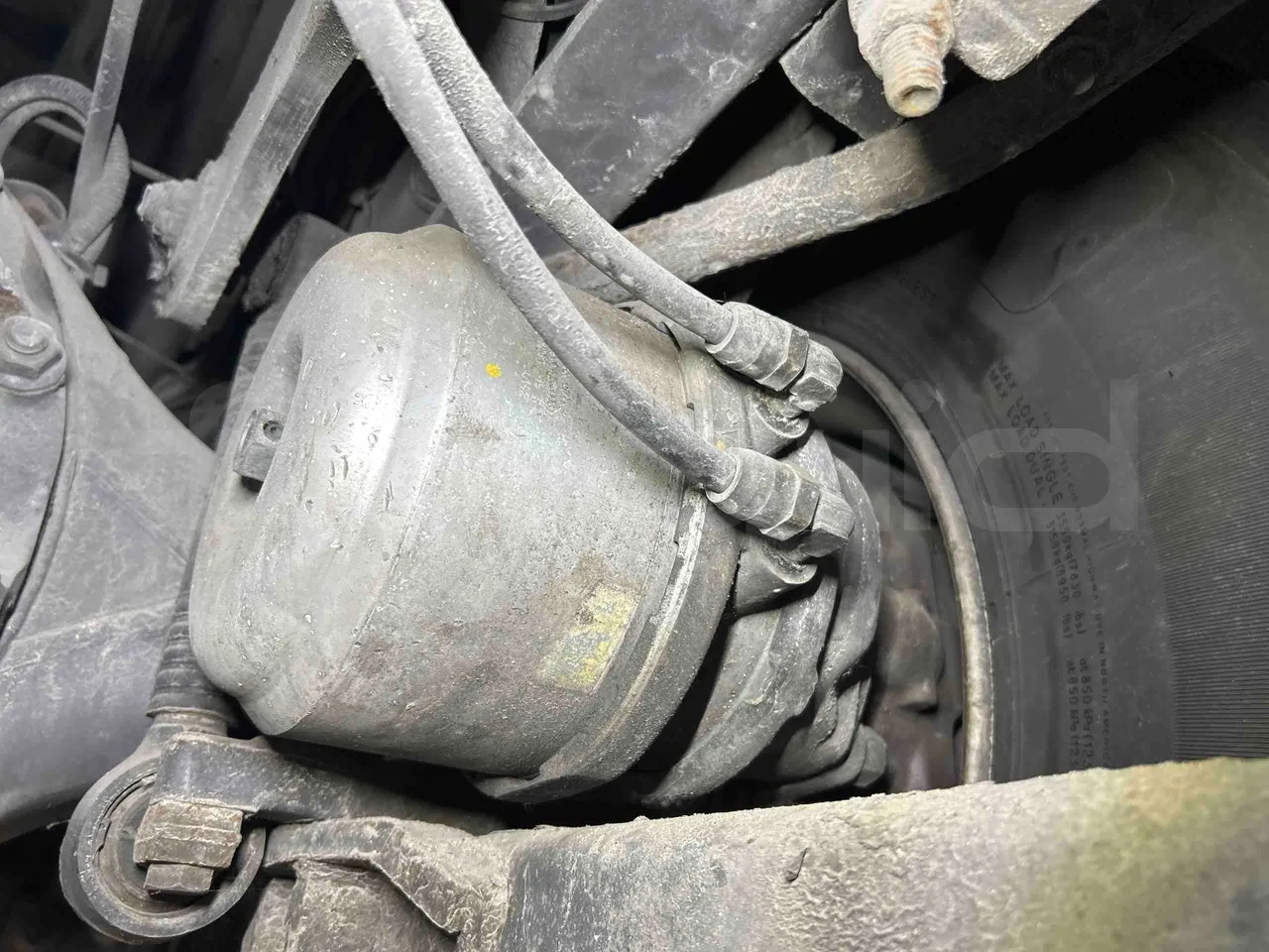 Irizar Scania - axle 2 caliper brakes right