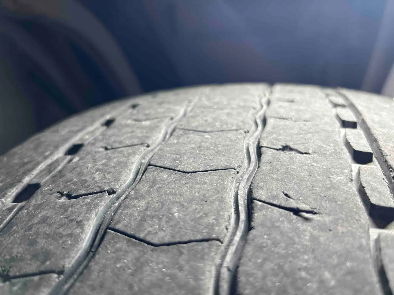 Irizar Scania - First Axle Left Side: Tyre Thickness