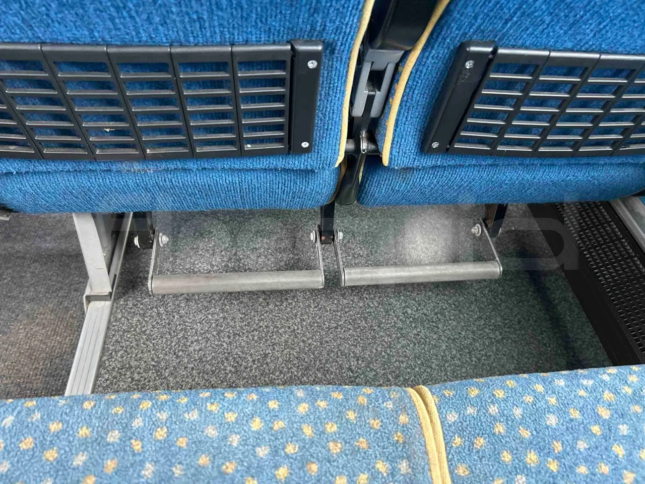 Irizar Scania - footrest detail photo