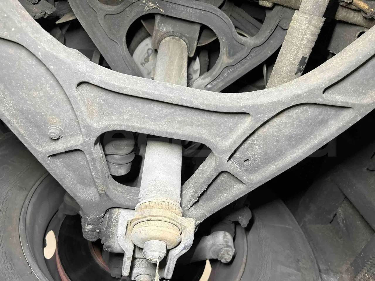 Irizar Scania - front shock absorbers right