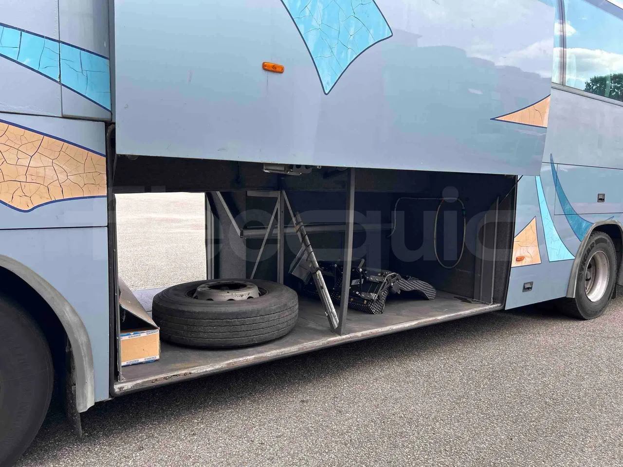 Irizar Scania - luggage rack photo