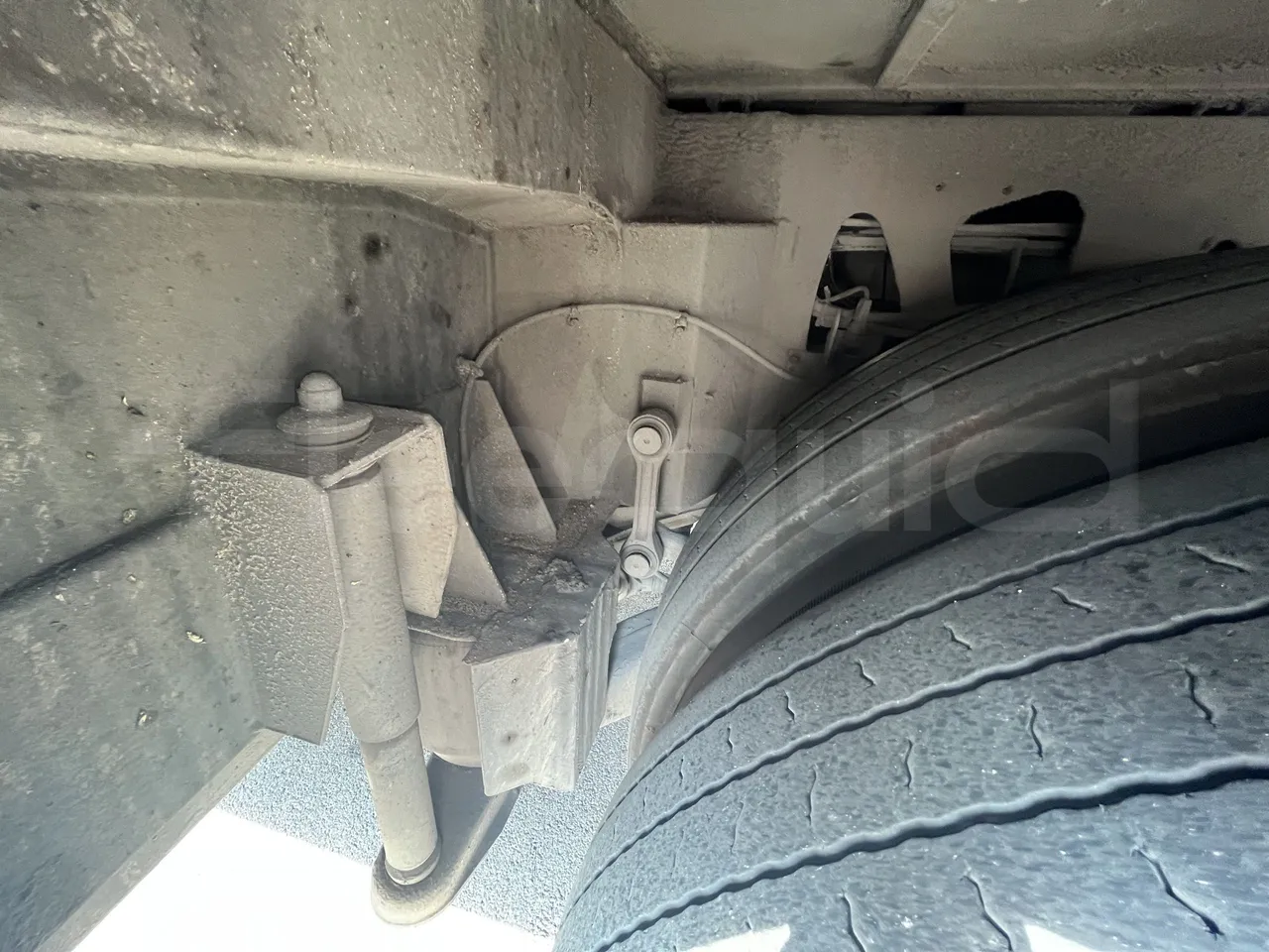 Setra S415 - Second Axle Caliper Brakes Right Side