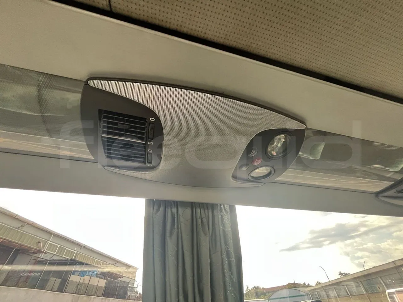 Setra S415 - Usb Charging