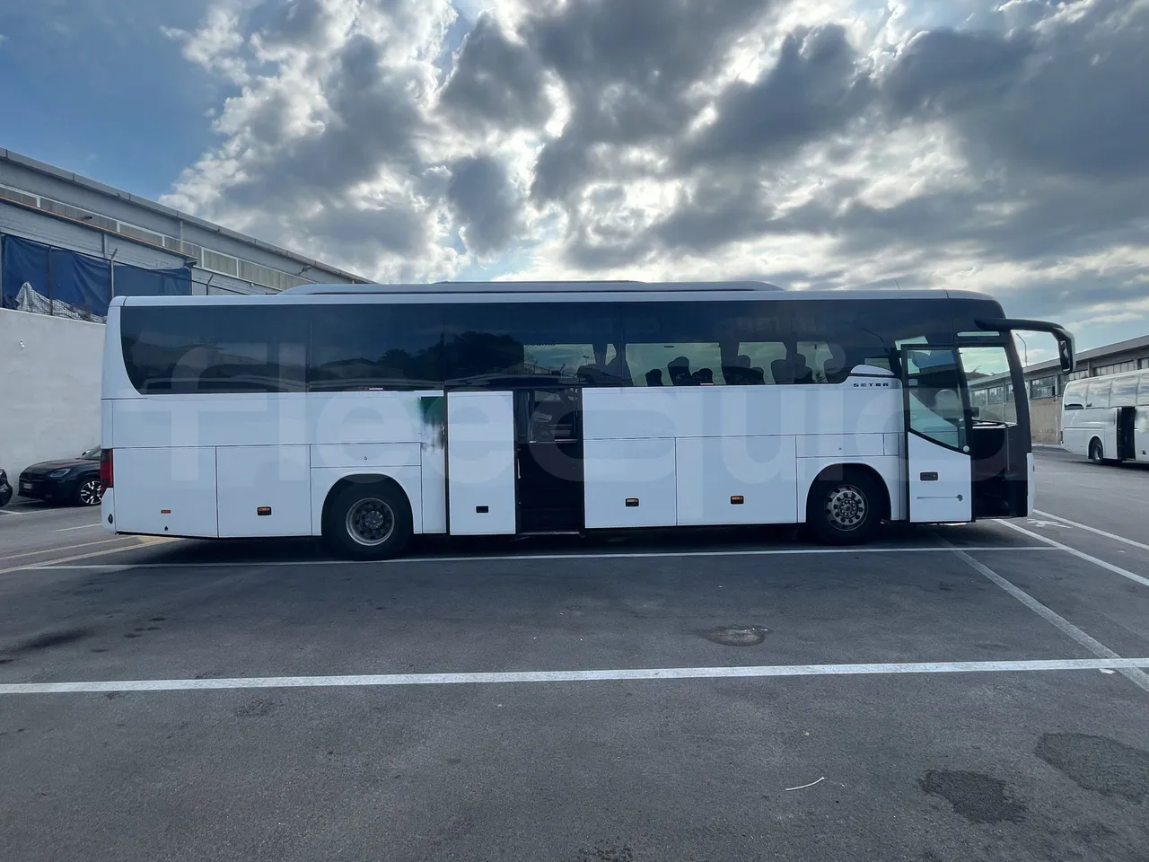 Setra S415 - Right Side Doors Open