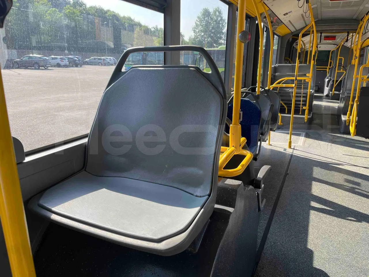 Mercedes-Benz Citaro G - hostes microphone accessories photo
