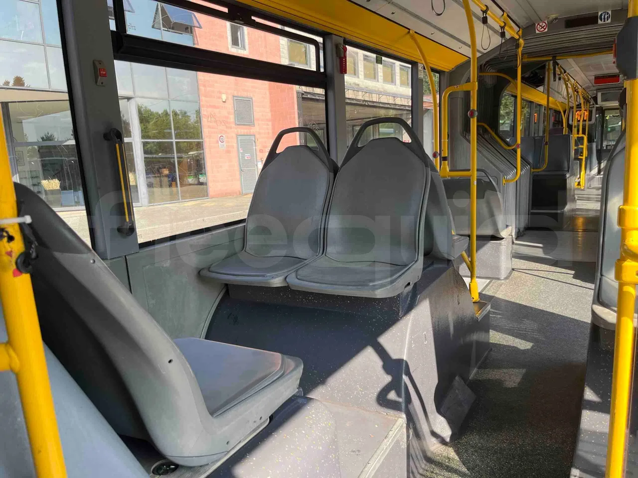 Mercedes-Benz Citaro G - toilette accessories photo