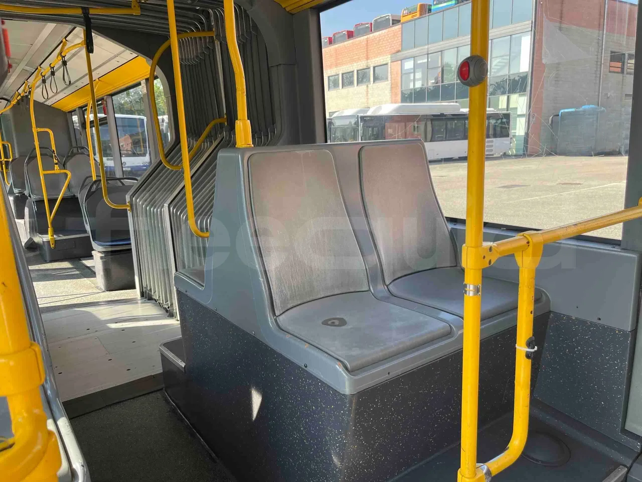 Mercedes-Benz Citaro G - armrest detail photo