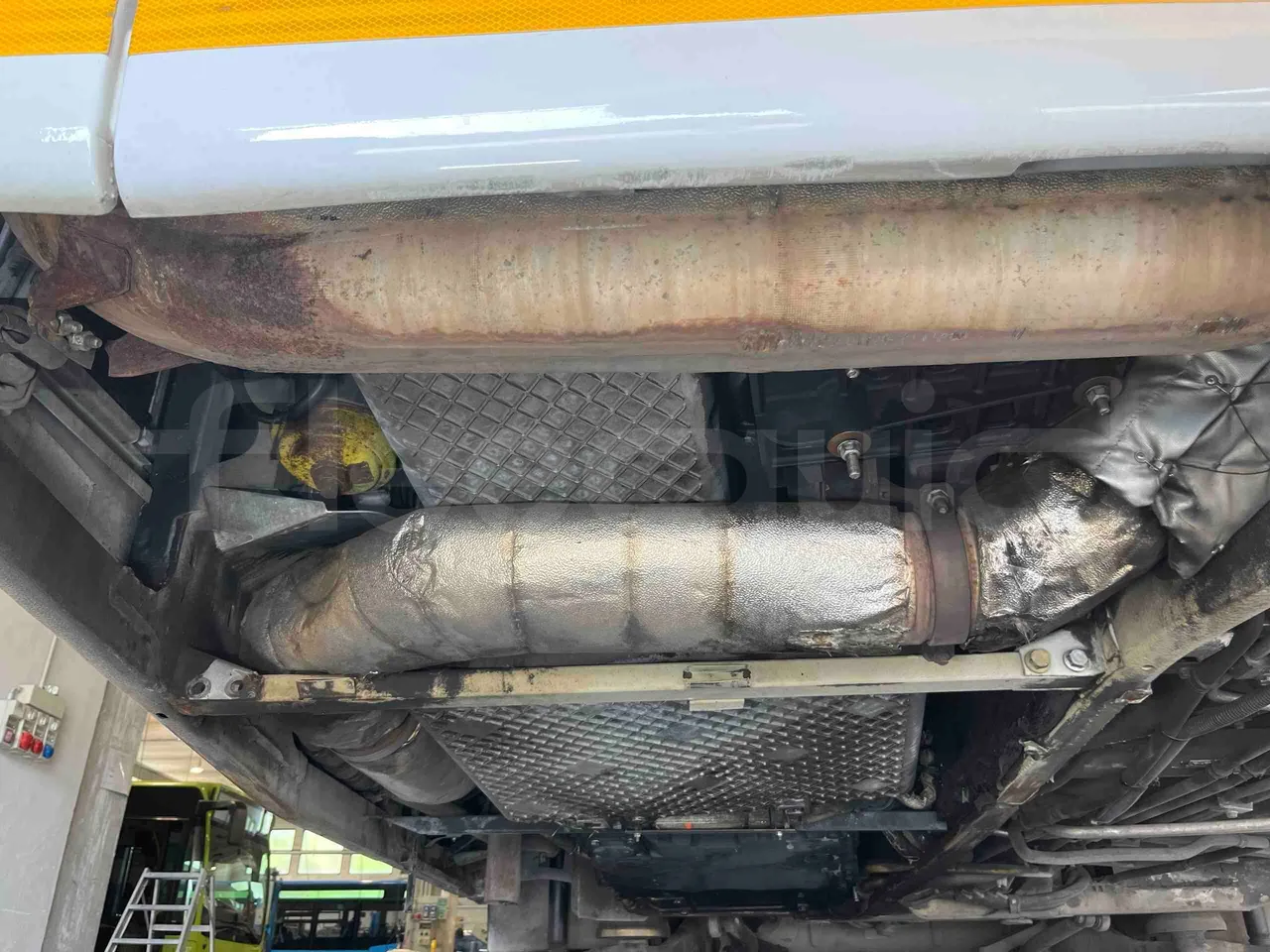 Mercedes-Benz Citaro G - engine without protection
