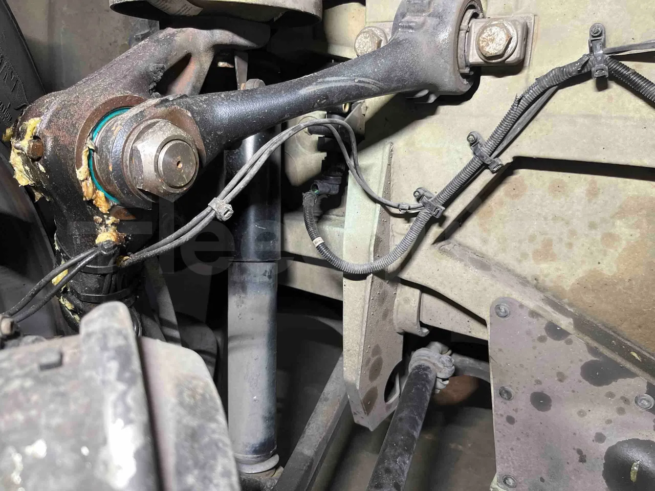 Mercedes-Benz Citaro G - front shock absorbers right