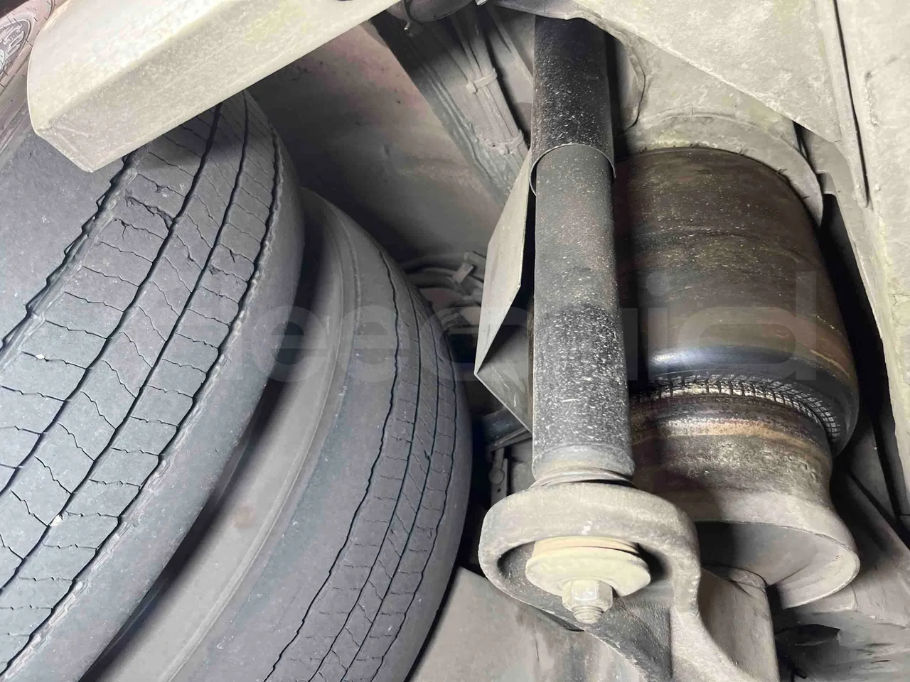 Mercedes-Benz Citaro G - axle 3 air springs 1 right