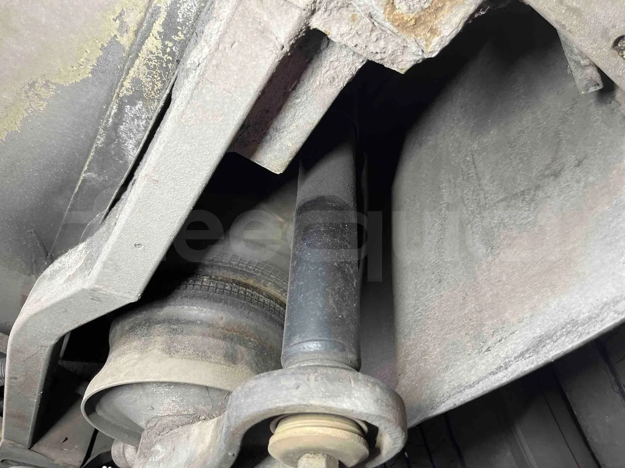 Mercedes-Benz Citaro G - axel 3 shock absorbers 2 right