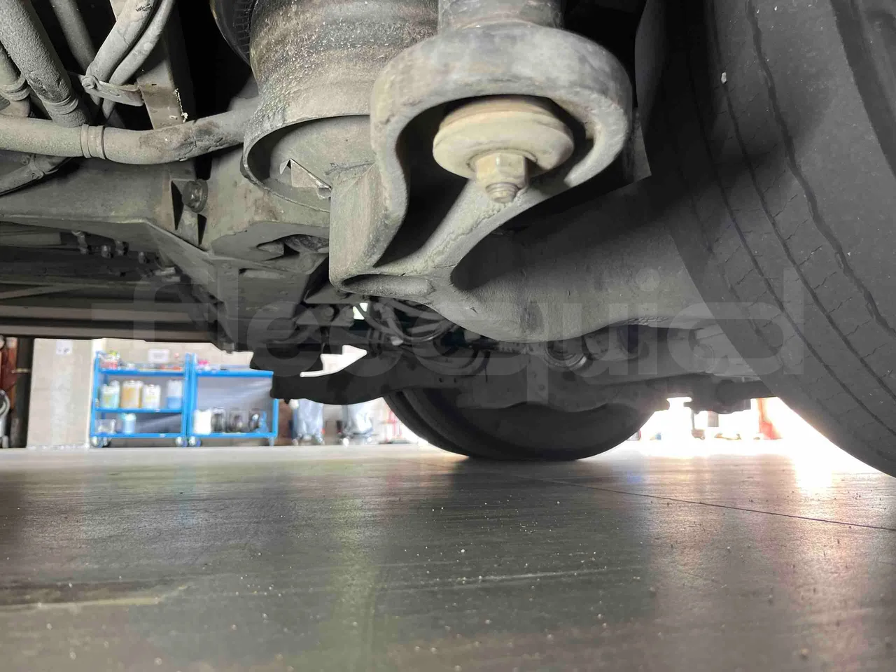 Mercedes-Benz Citaro G - axle 3 right side