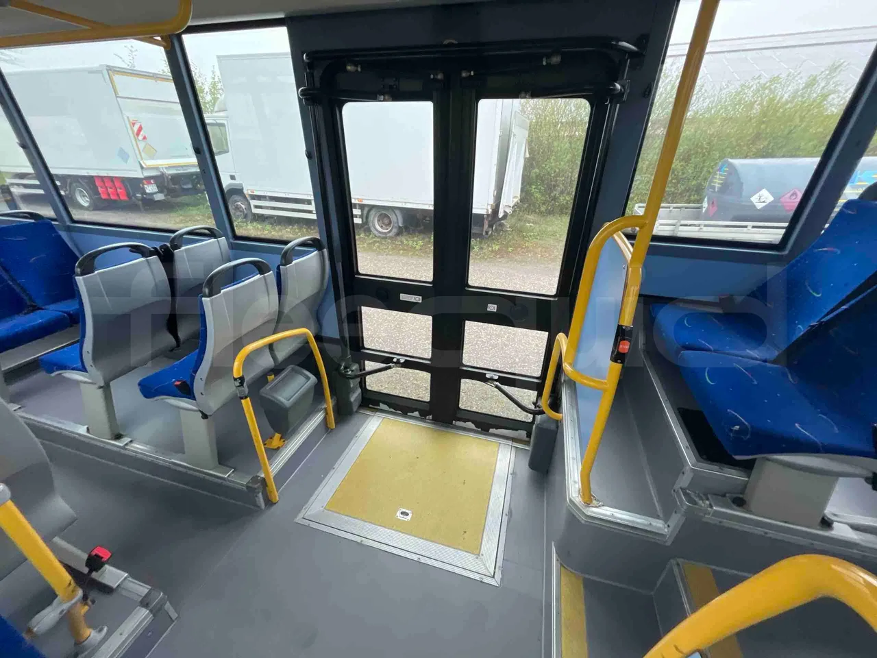 Iveco Crossway SFR162 - Euro 5 - 243 kW - 11.995 mt - toilette accessories photo