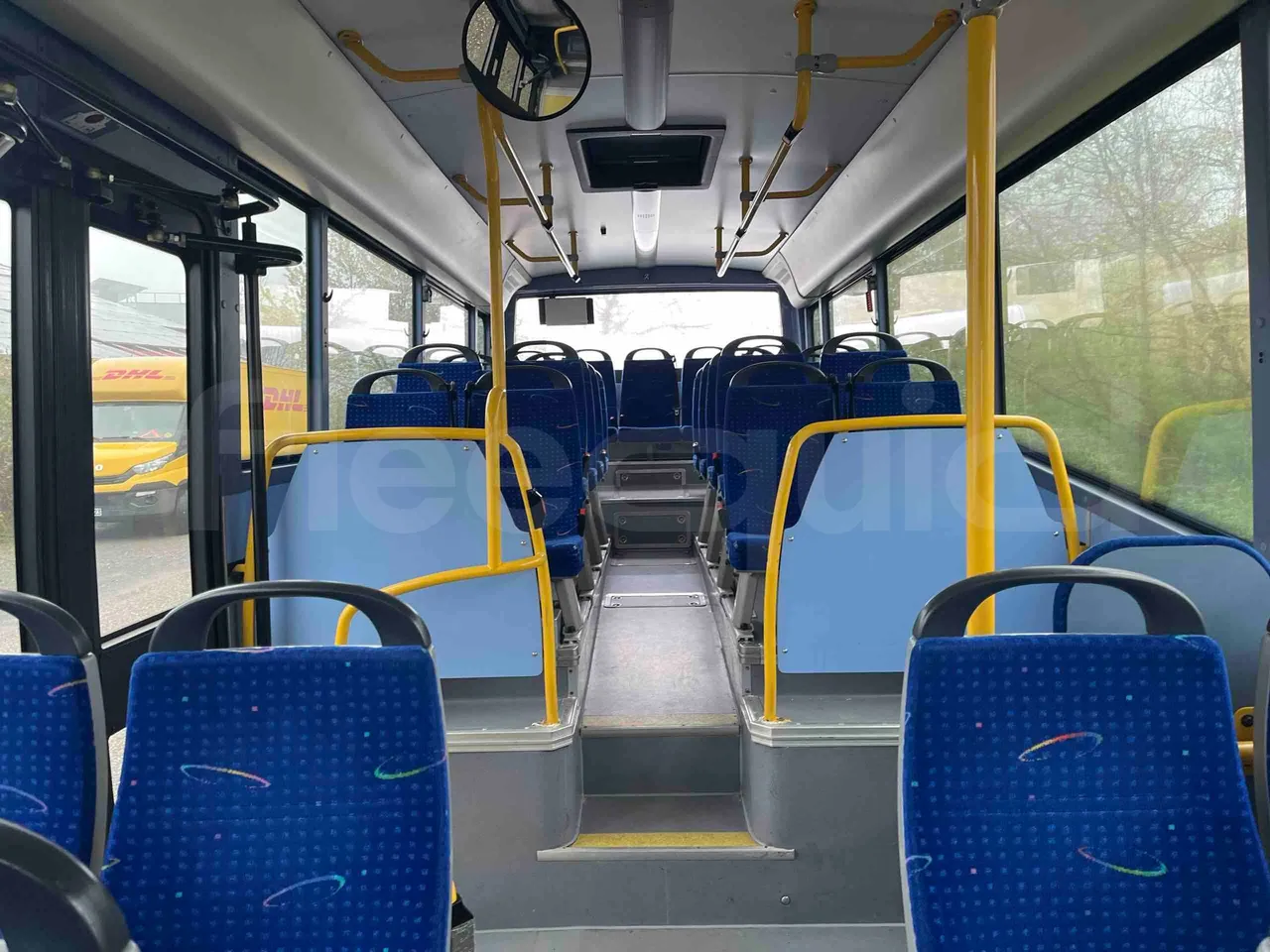 Iveco Crossway SFR162 - Euro 5 - 243 kW - 11.995 mt - reverse view middle aisle