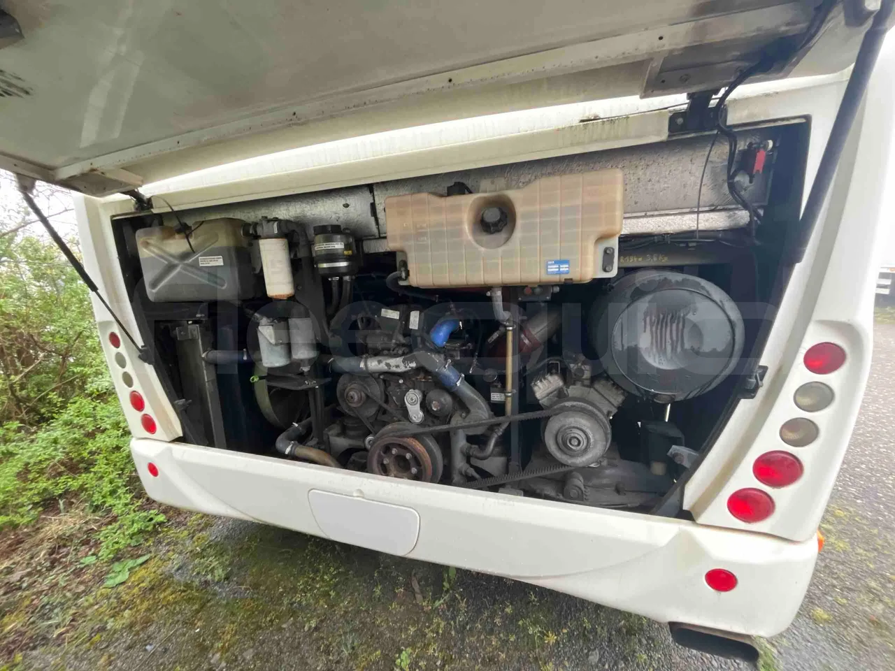 Iveco Crossway SFR162 - Euro 5 - 243 kW - 11.995 mt - rear hatch open