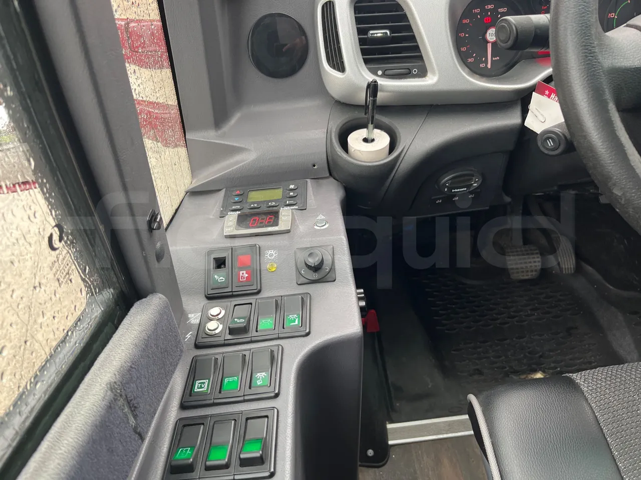 Iveco Auto Cuby 70C17 - Euro 6 - 125 kW - 8.398 mt - radio accessories photo