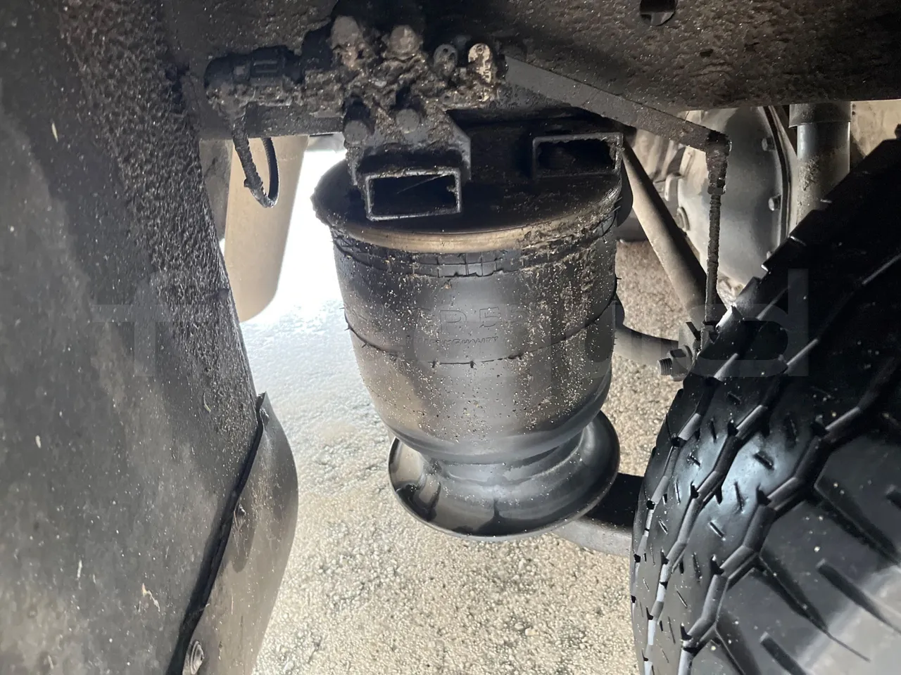 Iveco Auto Cuby 70C17 - Euro 6 - 125 kW - 8.398 mt - axel 2 air springs 1 right