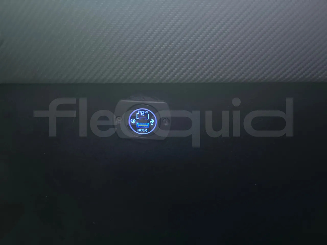 Iveco Auto Cuby 70C17 - Euro 6 - 125 kW - 8.398 mt - usb charging detail
