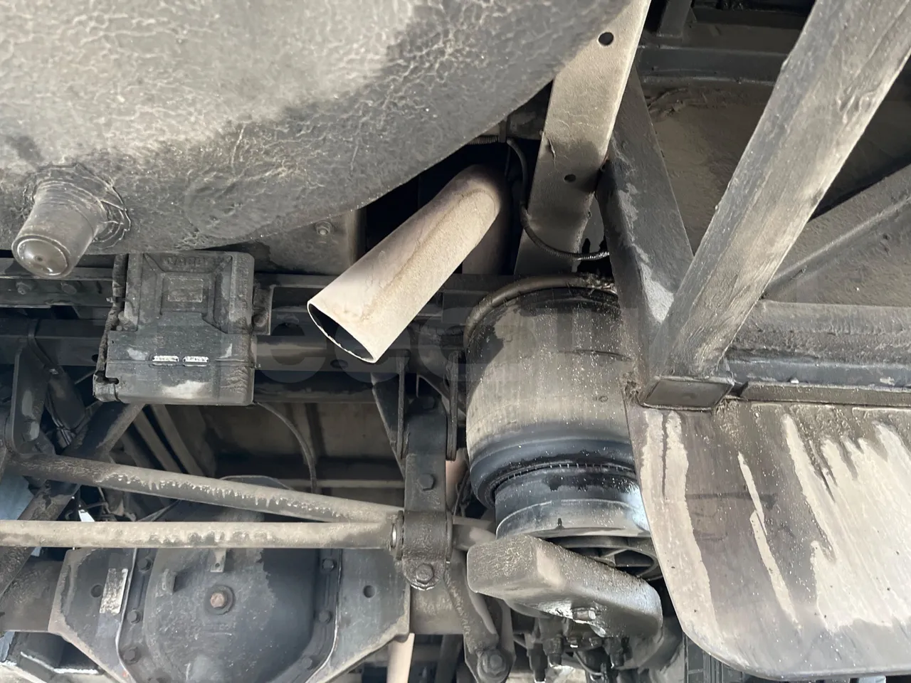Iveco Auto Cuby 70C17 - Euro 6 - 125 kW - 8.398 mt - exhaust photo
