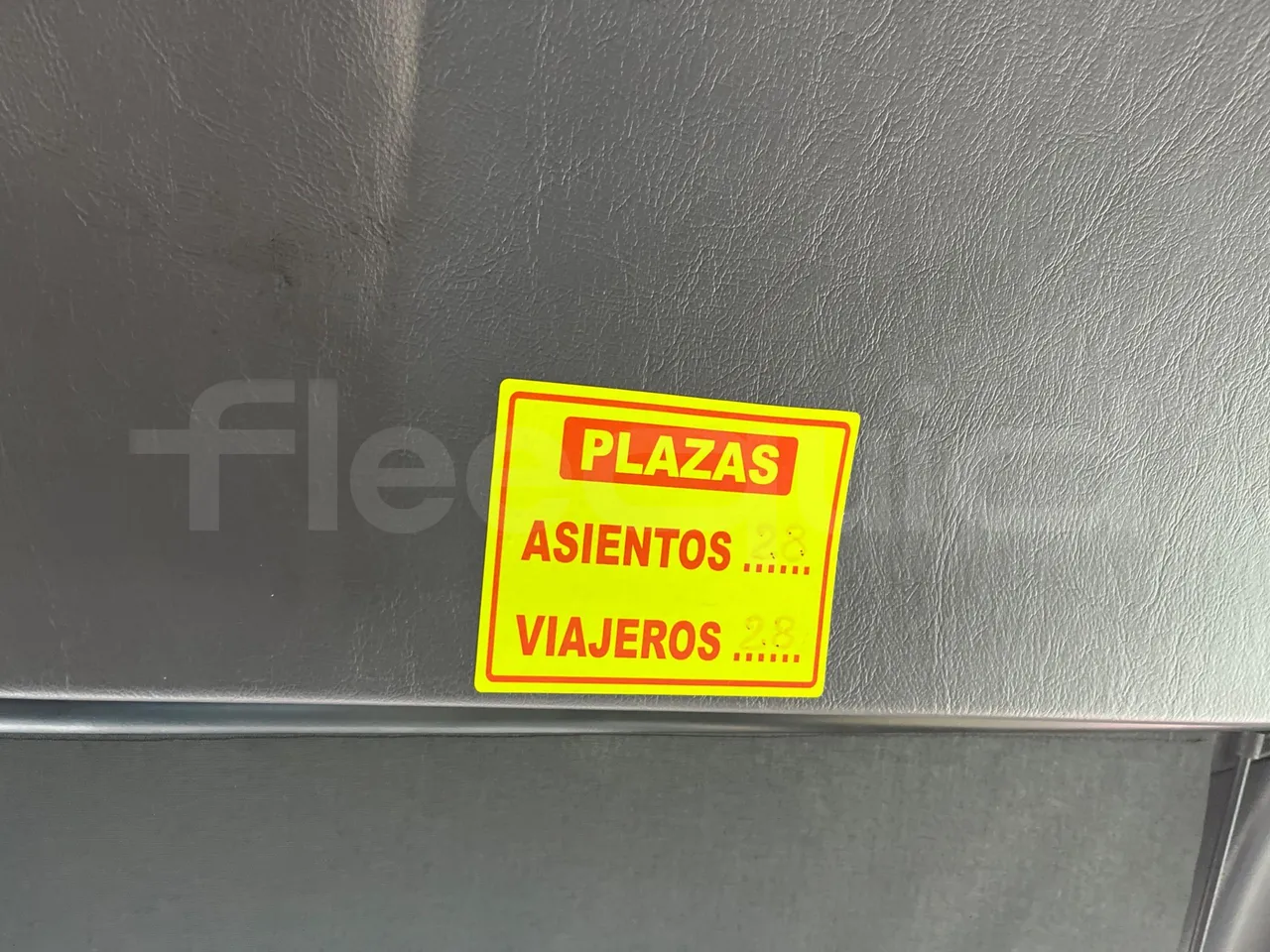 Iveco Auto Cuby 70C17 - Euro 6 - 125 kW - 8.398 mt - seat plate photo