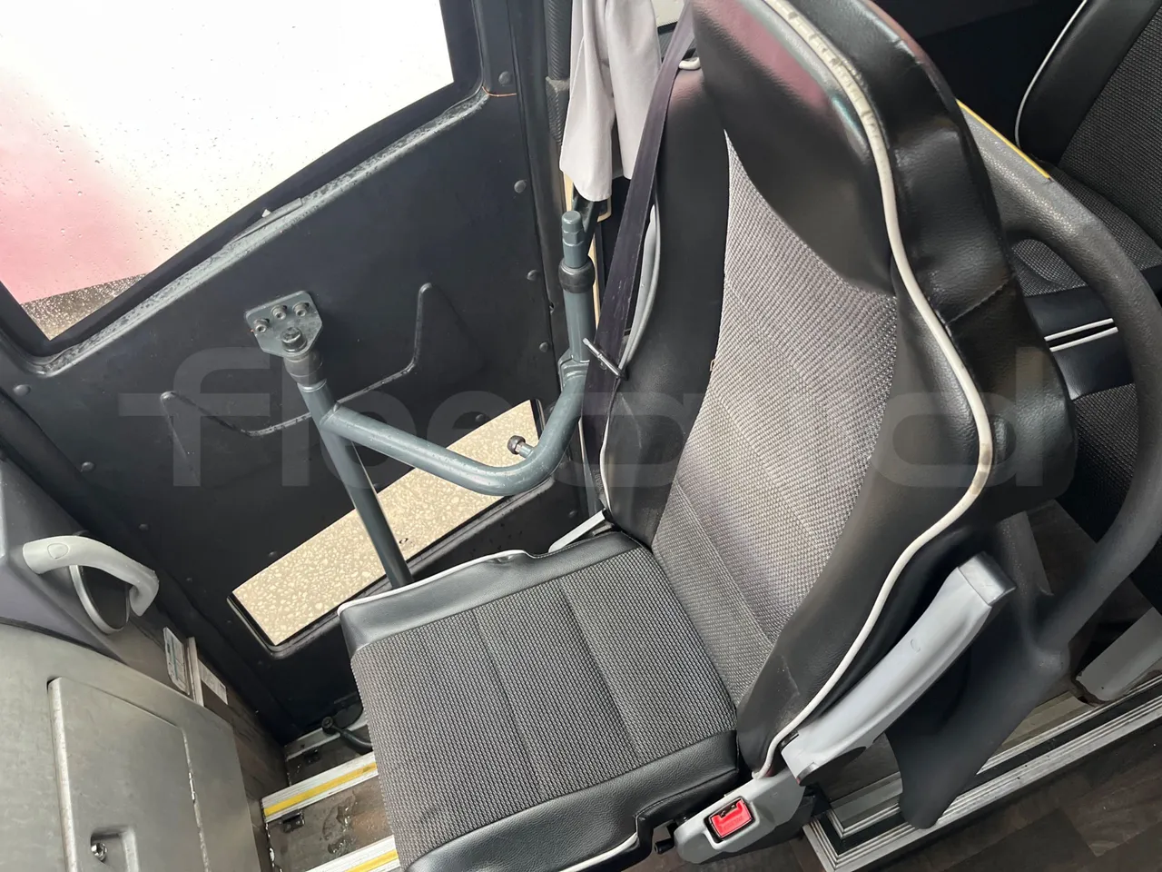 Iveco Auto Cuby 70C17 - Euro 6 - 125 kW - 8.398 mt - hostess seat photo