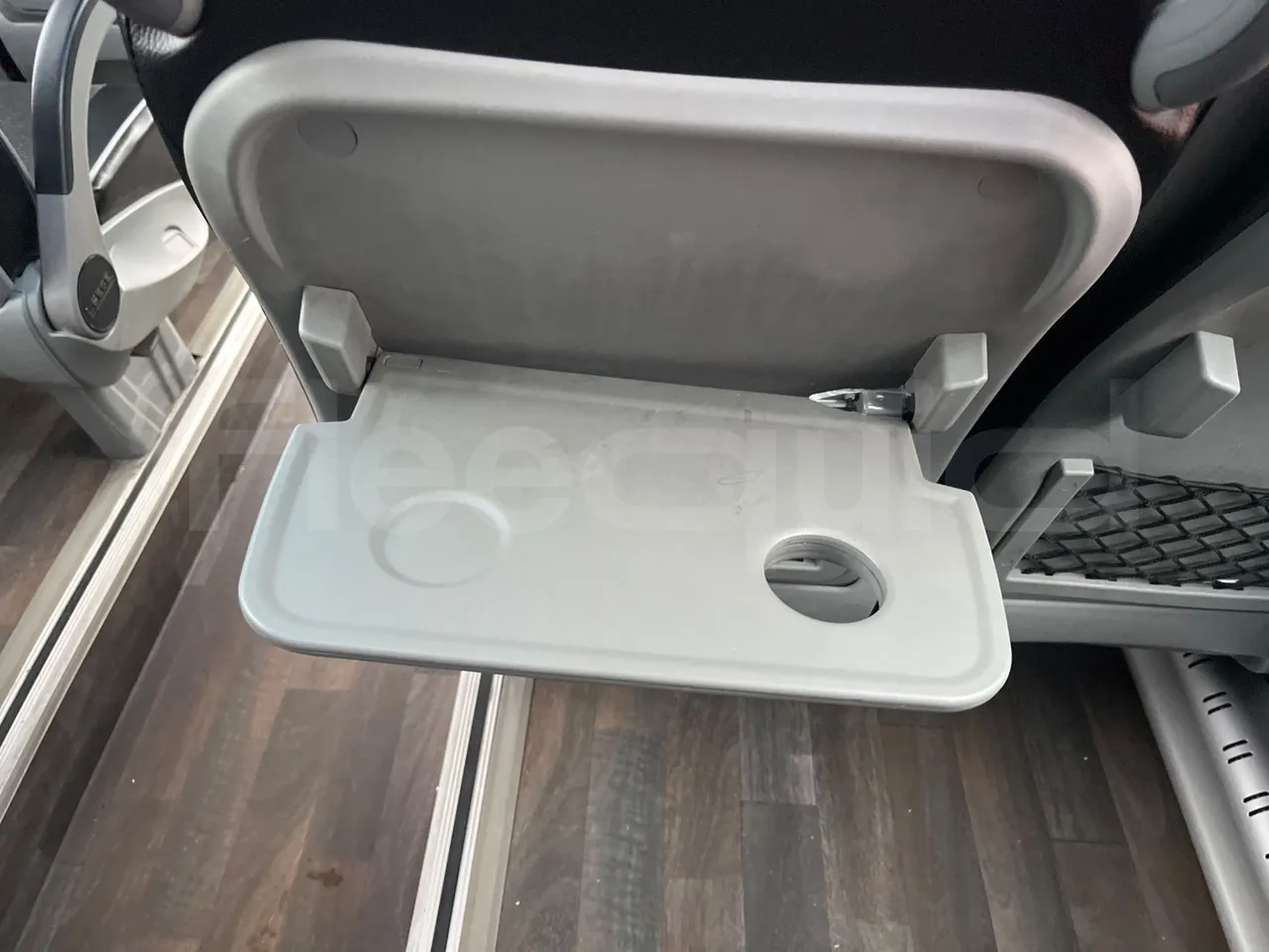 Iveco Auto Cuby 70C17 - Euro 6 - 125 kW - 8.398 mt - table detail photo