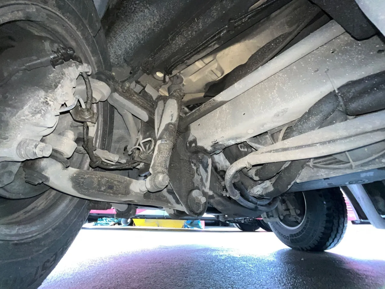 Iveco Auto Cuby 70C17 - Euro 6 - 125 kW - 8.398 mt - front axle left side