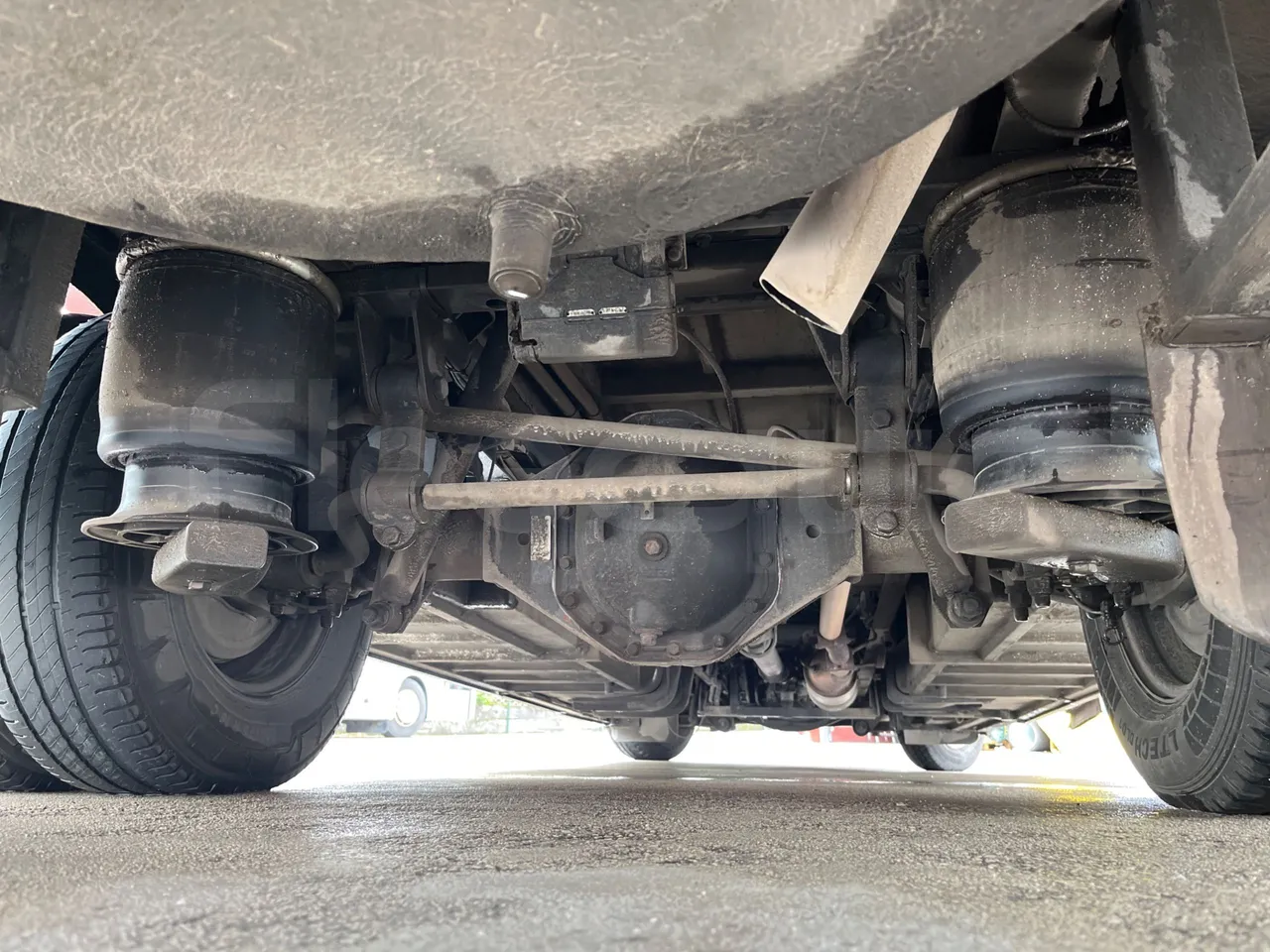 Iveco Auto Cuby 70C17 - Euro 6 - 125 kW - 8.398 mt - axle 3 central
