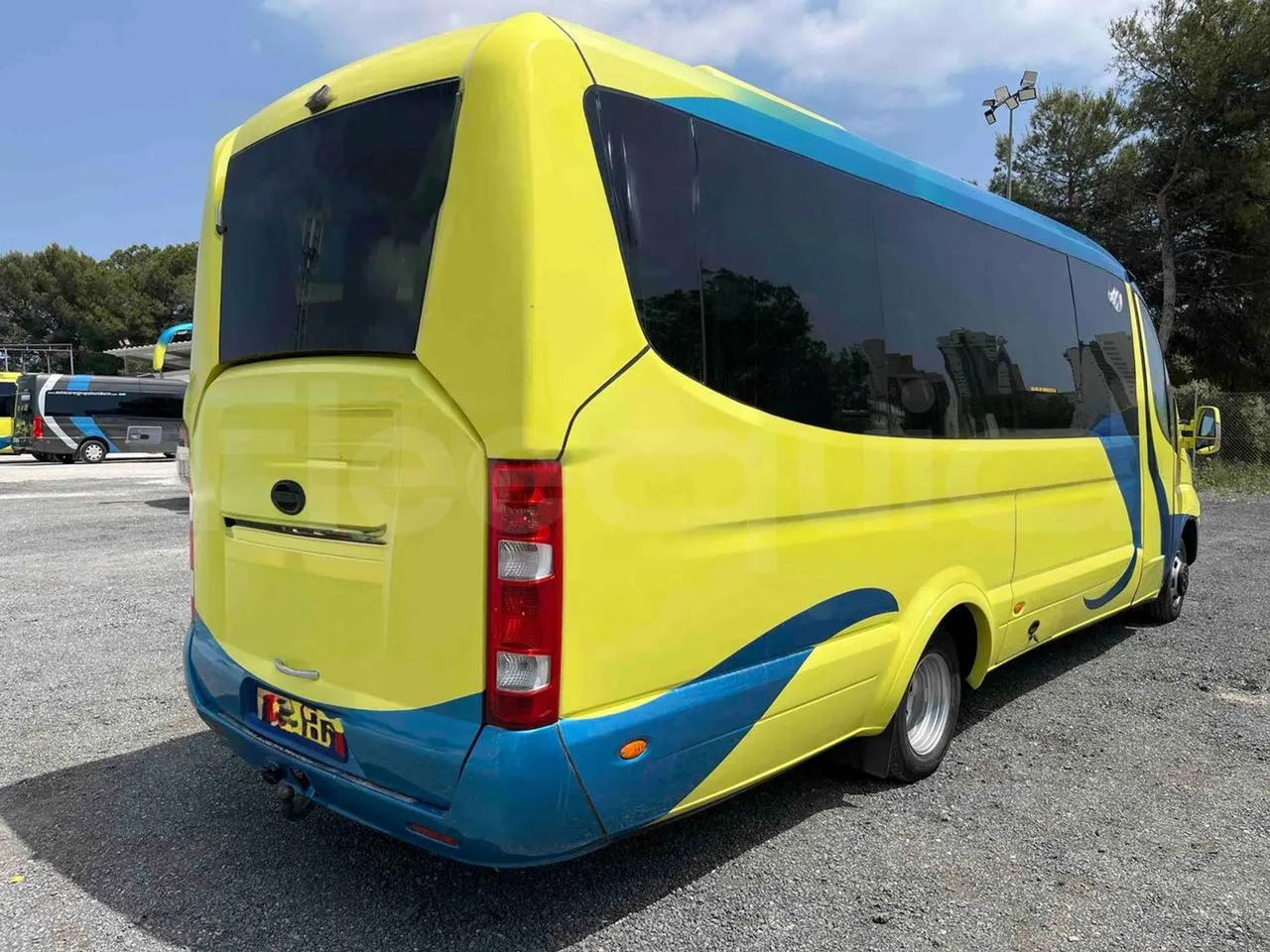 Iveco Ferqui SunsetX - EUR6 - 125kW - 7.808m - 3/4 right rear doors closed