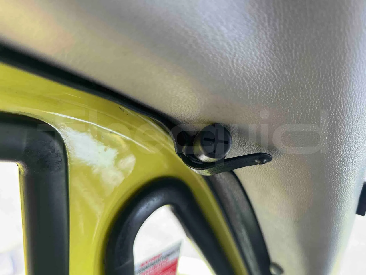 Iveco Ferqui SunsetX - EUR6 - 125kW - 7.808m - driver microphone accessories photo