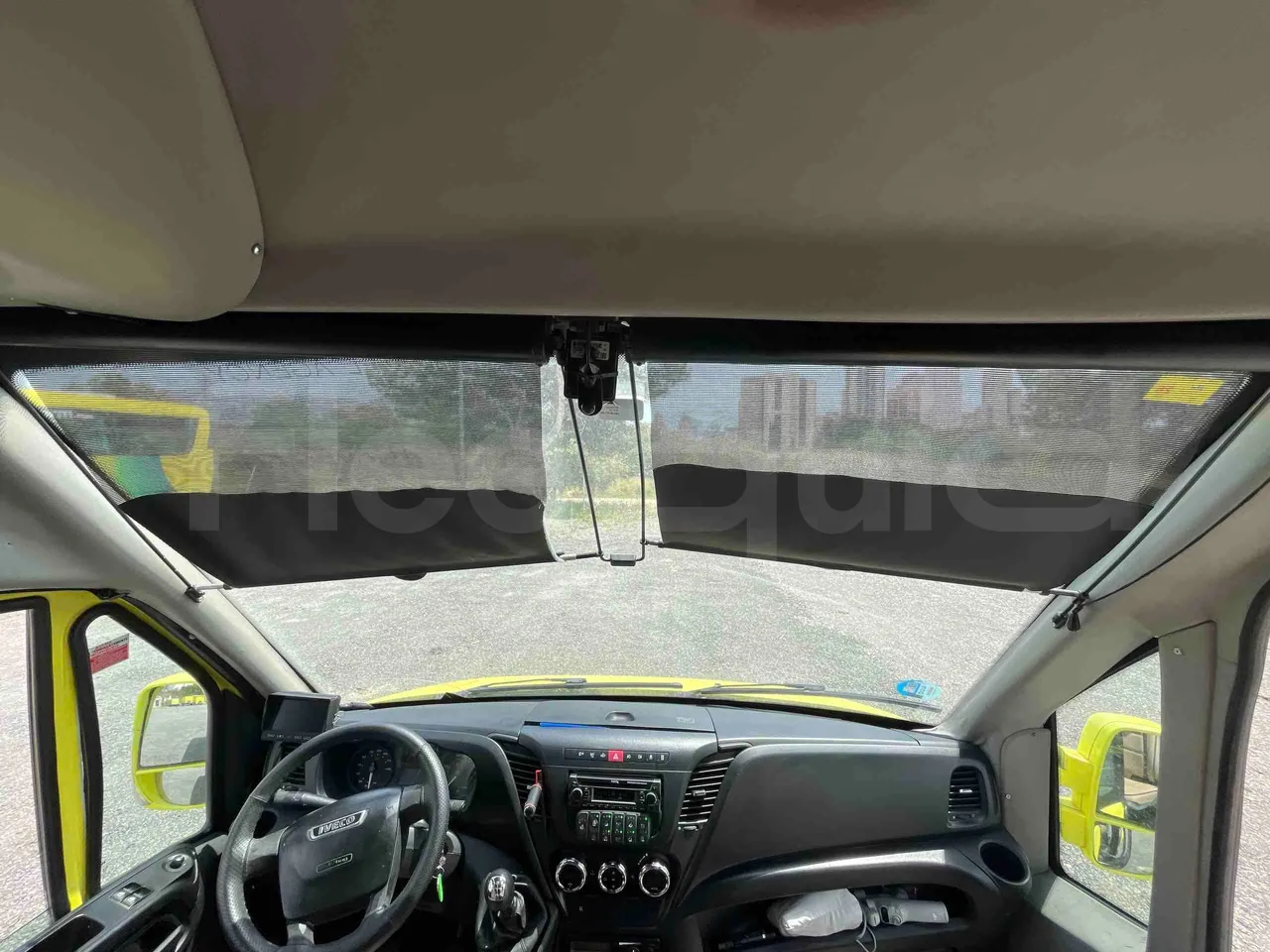 Iveco Ferqui SunsetX - EUR6 - 125kW - 7.808m - footrest detail photo