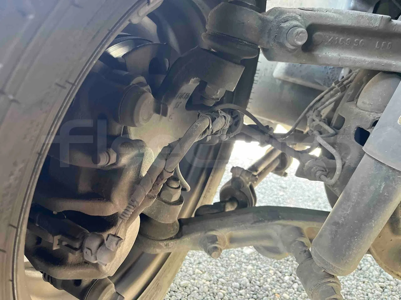 Iveco Ferqui SunsetX - EUR6 - 125kW - 7.808m - front brake calipers left