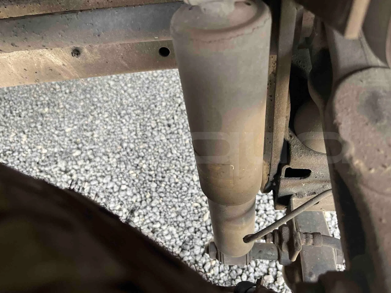 Iveco Ferqui SunsetX - EUR6 - 125kW - 7.808m - front shock absorbers right