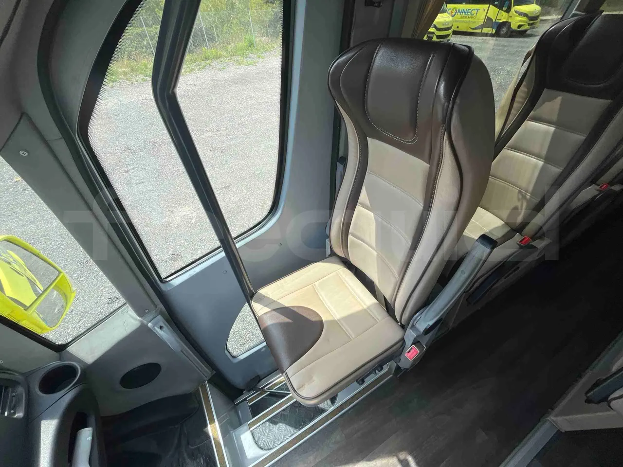 Iveco Ferqui SunsetX - EUR6 - 125kW - 7.808m - hostess seat photo