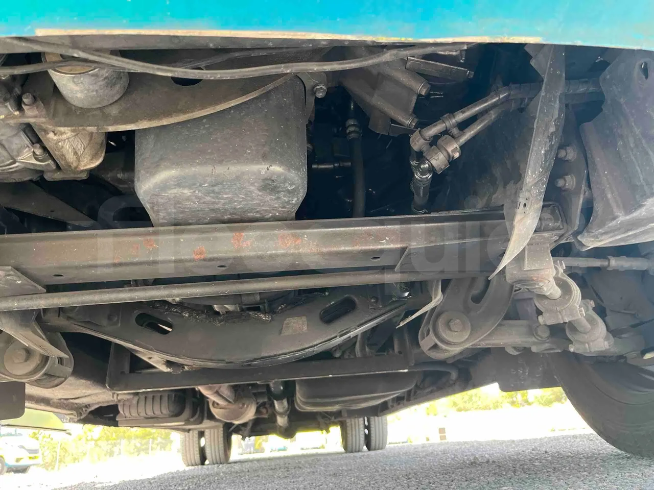 Iveco Ferqui SunsetX - EUR6 - 125kW - 7.808m - front undercarriage from front