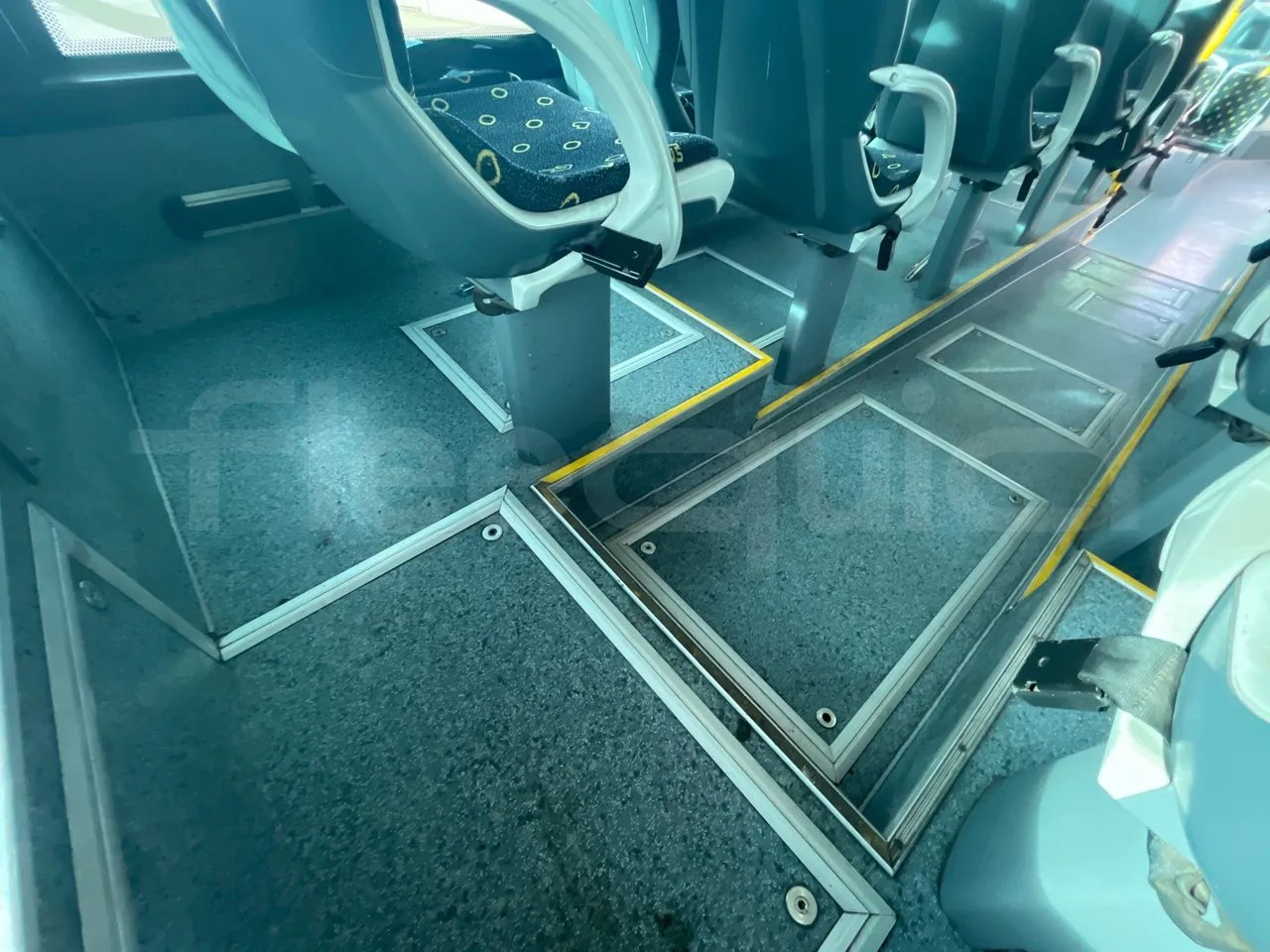 Mercedes-Benz OC500LE 1830H - EUR4 - 220kW - 12.800m - toilette accessories photo