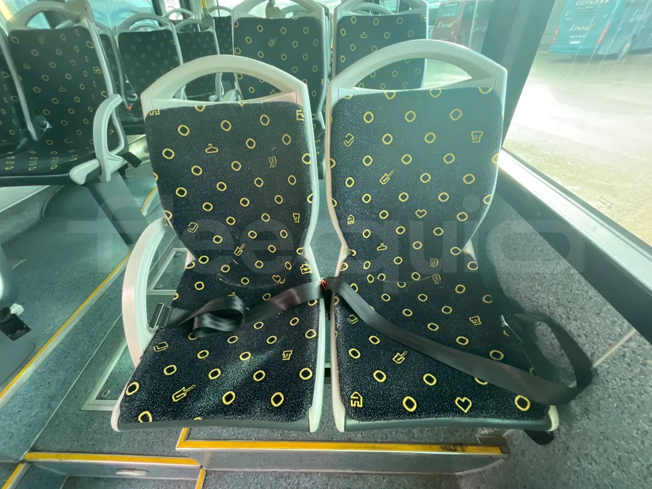 Mercedes-Benz OC500LE 1830H - EUR4 - 220kW - 12.800m - central seat safety belt