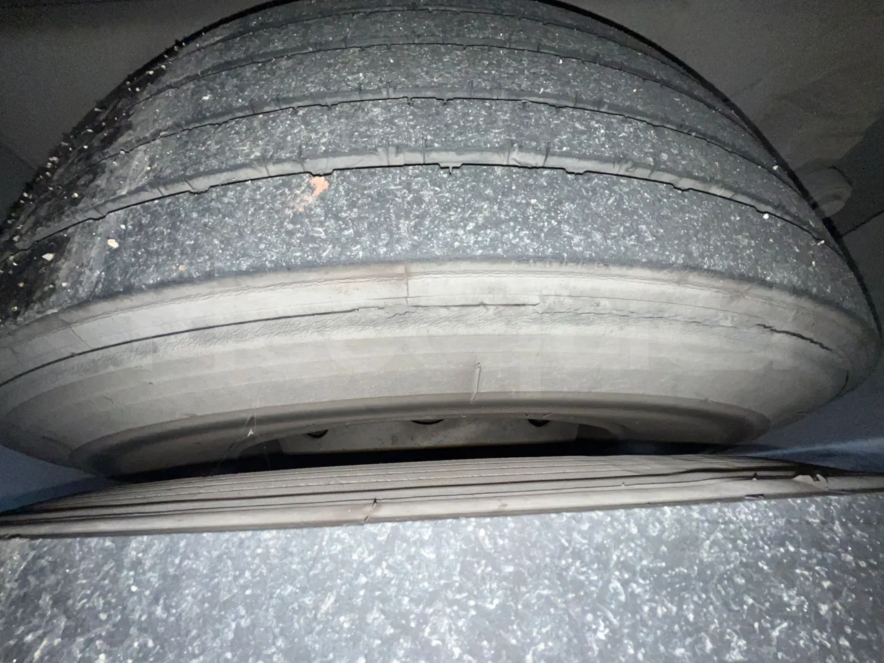 Mercedes-Benz OC500LE 1830H - EUR4 - 220kW - 12.800m - axle 3 right side